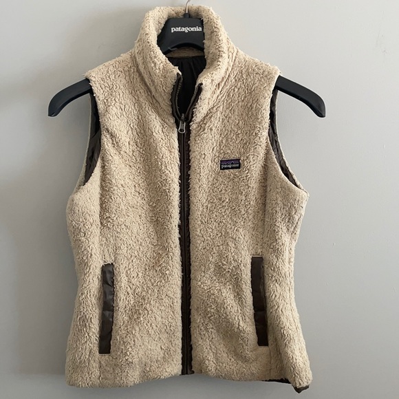 Patagonia Jackets & Blazers - Patagonia reversible Los Gatos Vest